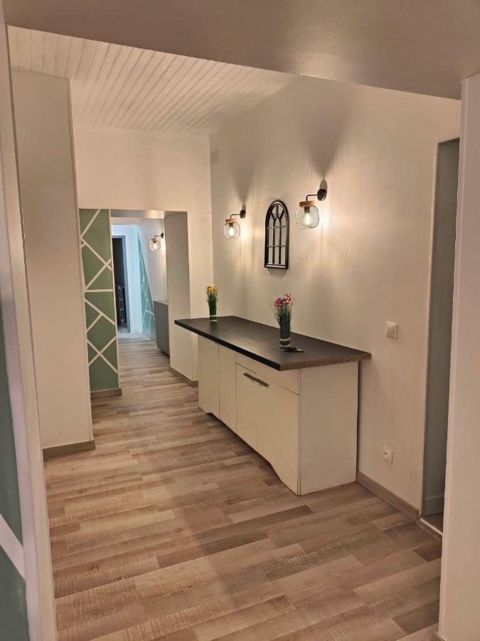 Le Cocon De Mila Apartment Uzer  Ngoại thất bức ảnh