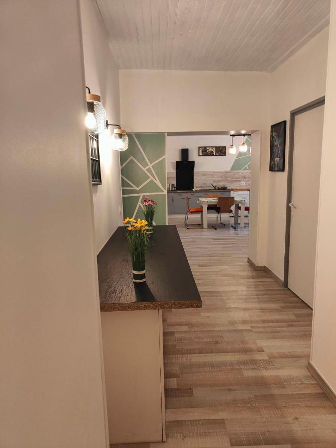 Le Cocon De Mila Apartment Uzer  Ngoại thất bức ảnh